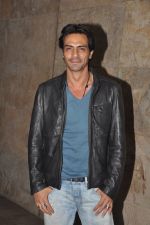 Arjun Rampal at Inkaar Special screening by Arjun Rampal in Mumbai on 14th Jan 2013 (16).JPG